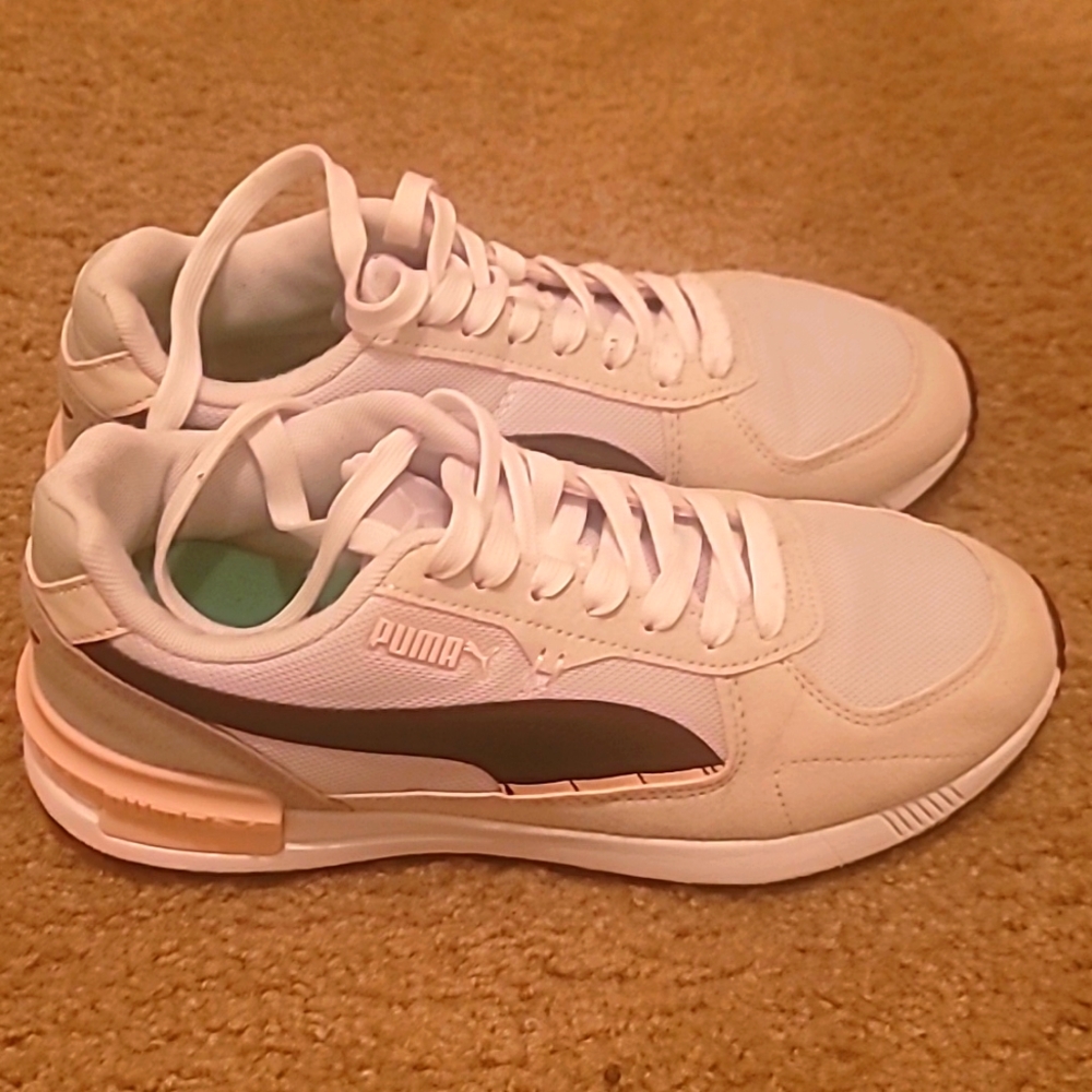 EUC Puma Womens ST Runner V2
